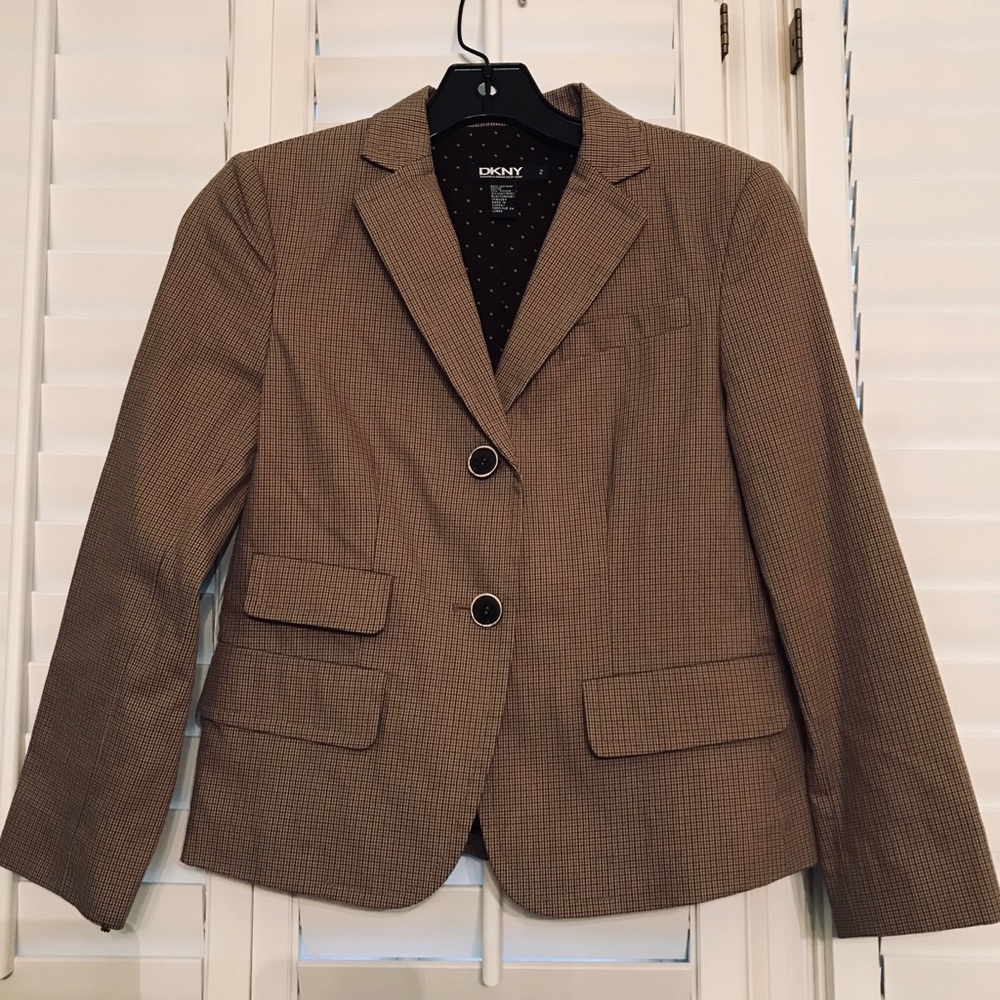 DKNY EUC Brown Houndstooth Blazer